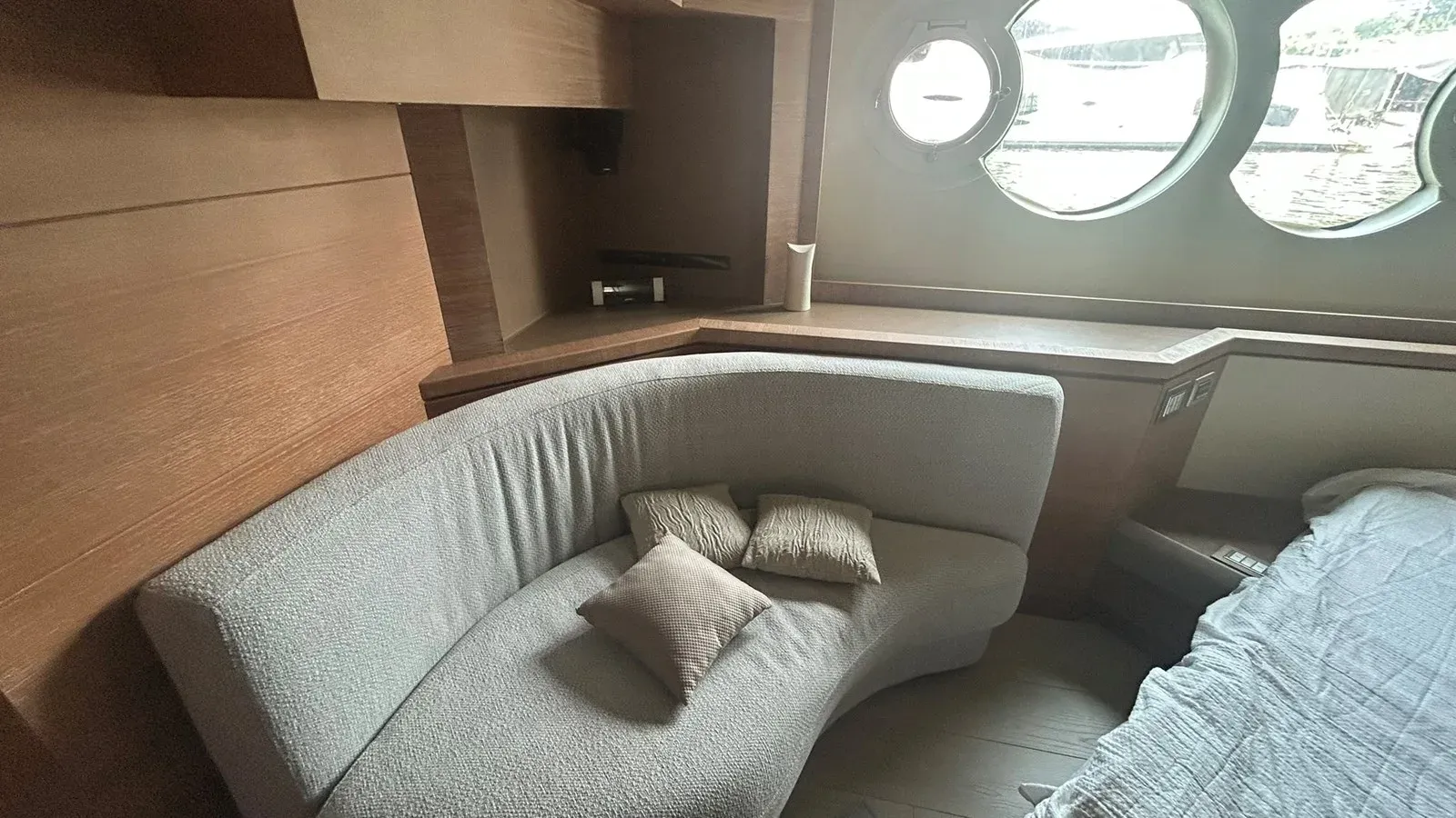 Buy a Montecarlo MCY 76 2012 at Shestakov Yacht Sales