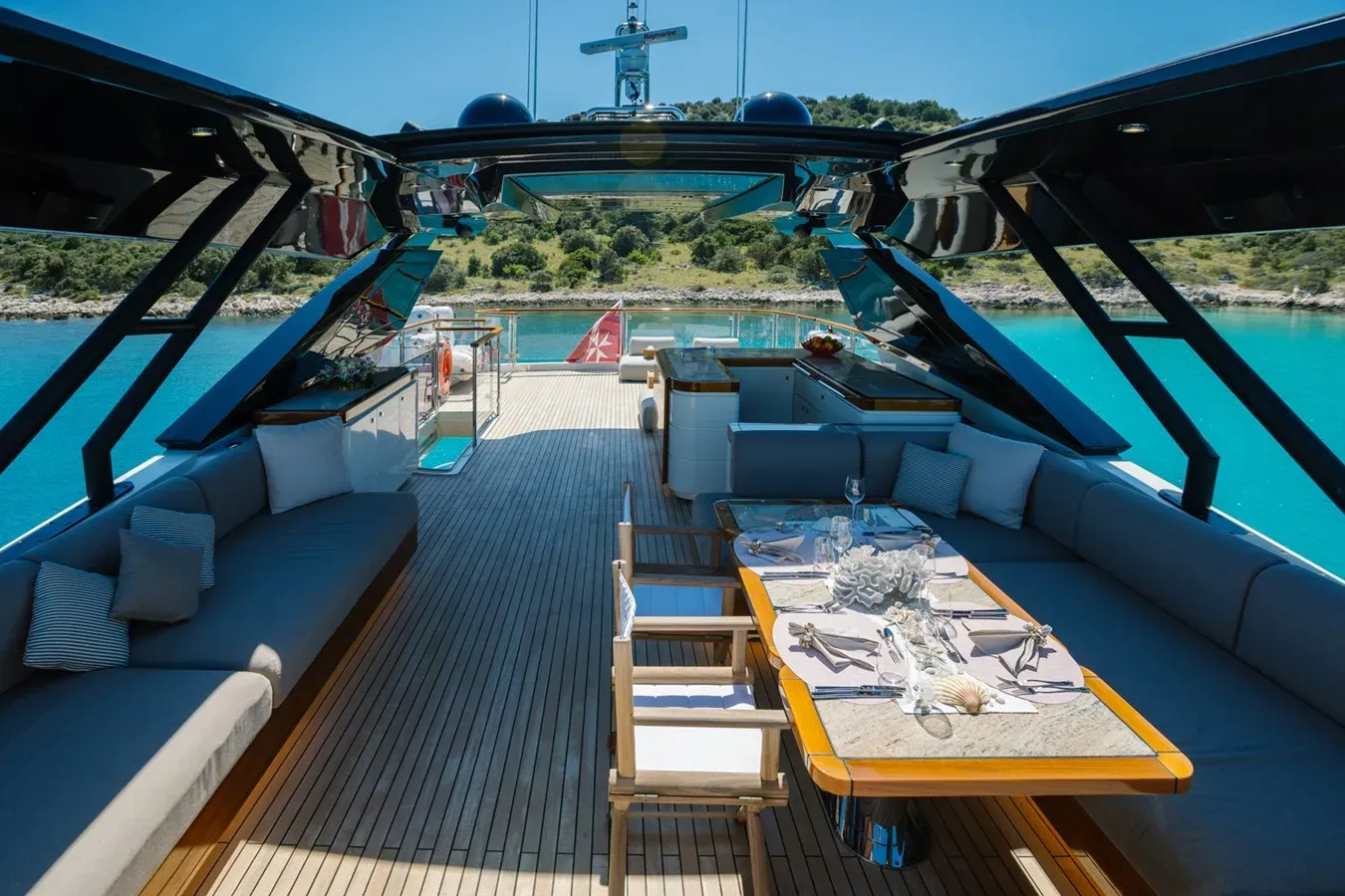 Buy a VIVALDI 95 at Shestakov Yacht Sales