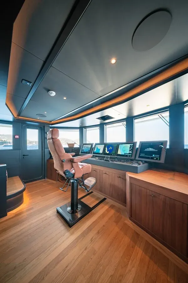 Buy a yacht Cocoon - Moonen