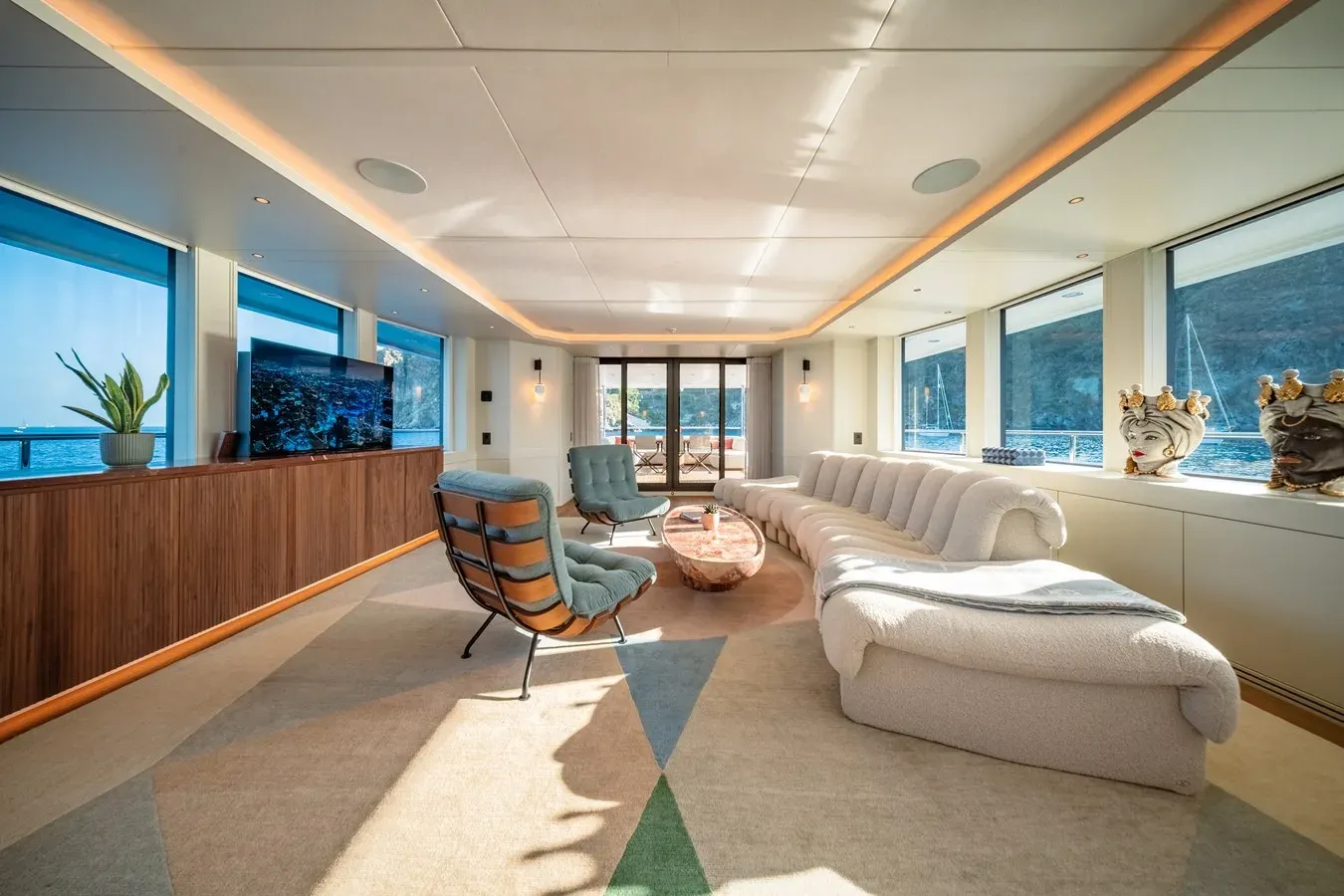 Buy a yacht Cocoon 2023