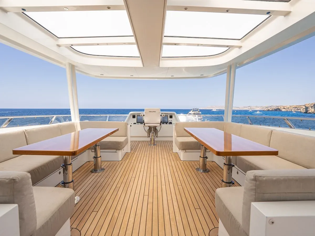 best yacht sales deals FIREFLY 2015