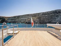 Buy a FIREFLY 94 Voyager at Shestakov Yacht Sales