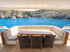 best yacht sales deals FIREFLY 94 Voyager