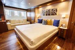 the best price on FIREFLY - MULDER SHIPYARD