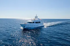 Buy a yacht FIREFLY 2015