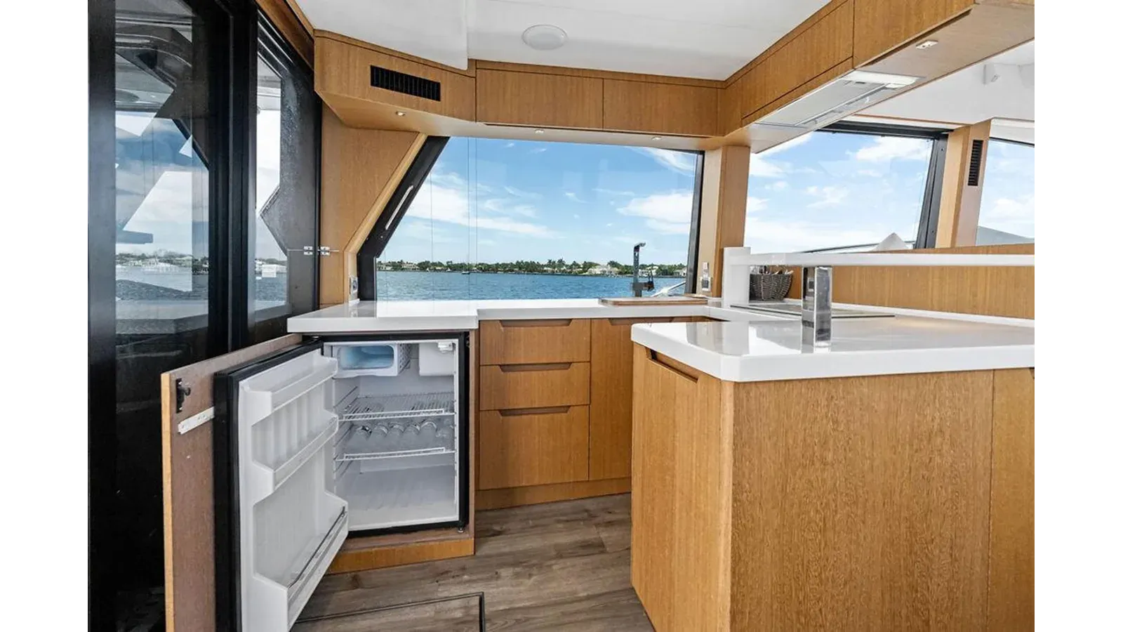 the best price on Sea Whisperer