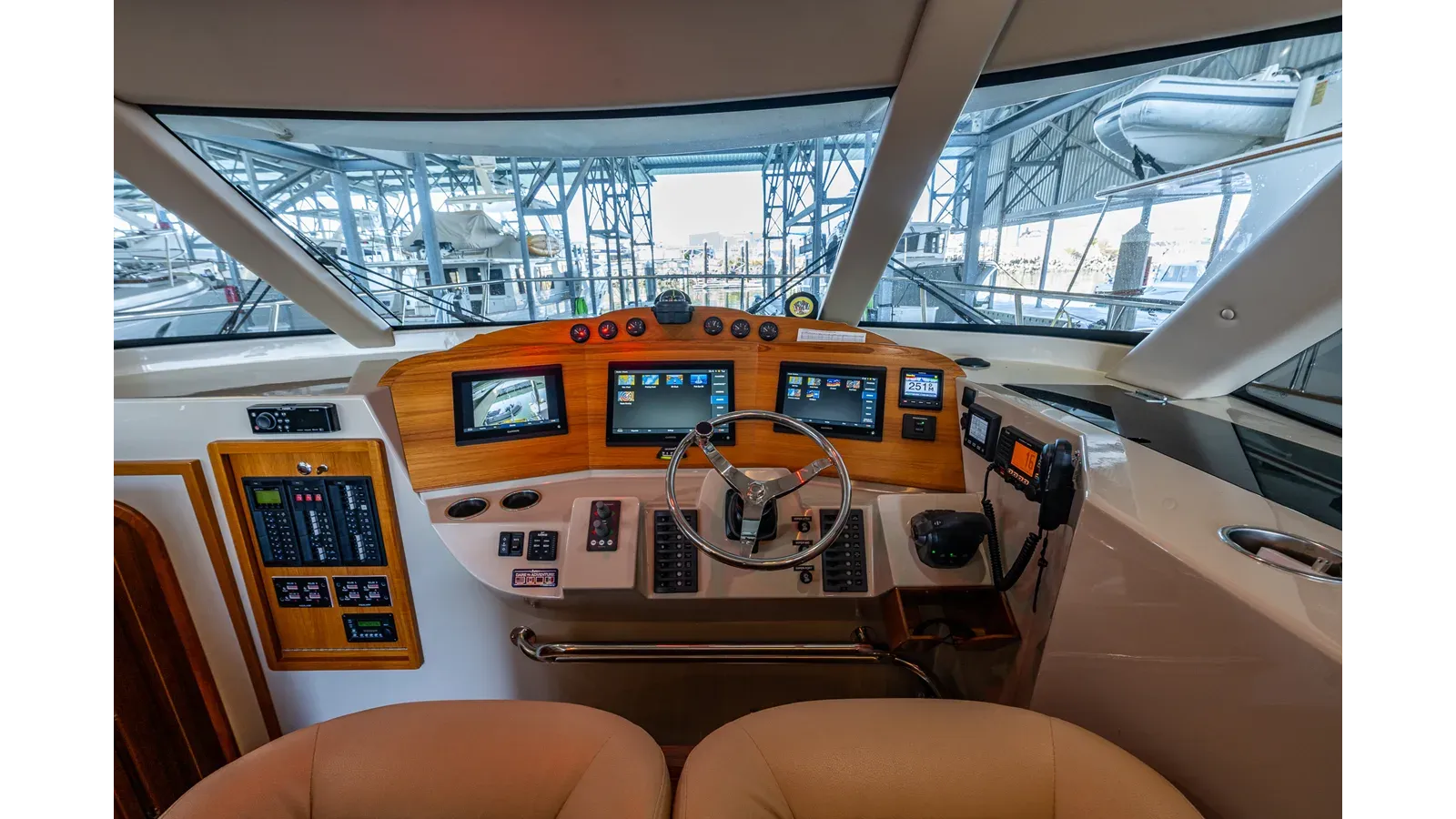 Buy a yacht Easy Water