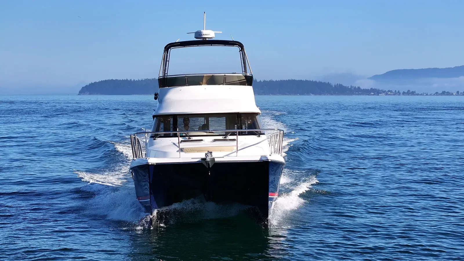 Buy a Easy Water 40 at Shestakov Yacht Sales