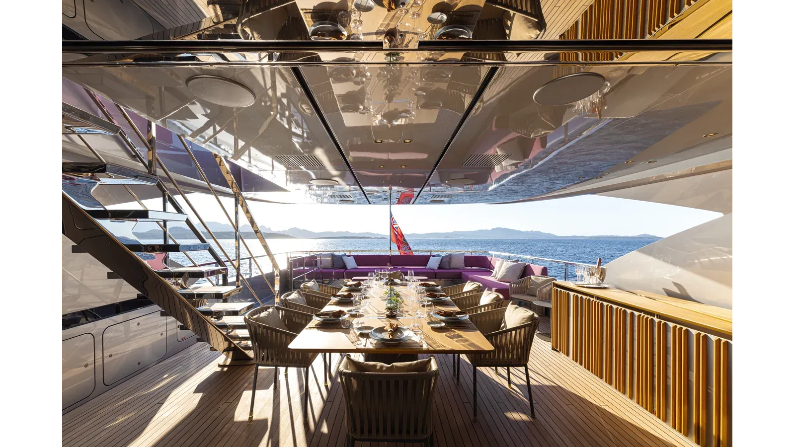 FLYING DAGGER III yacht sale