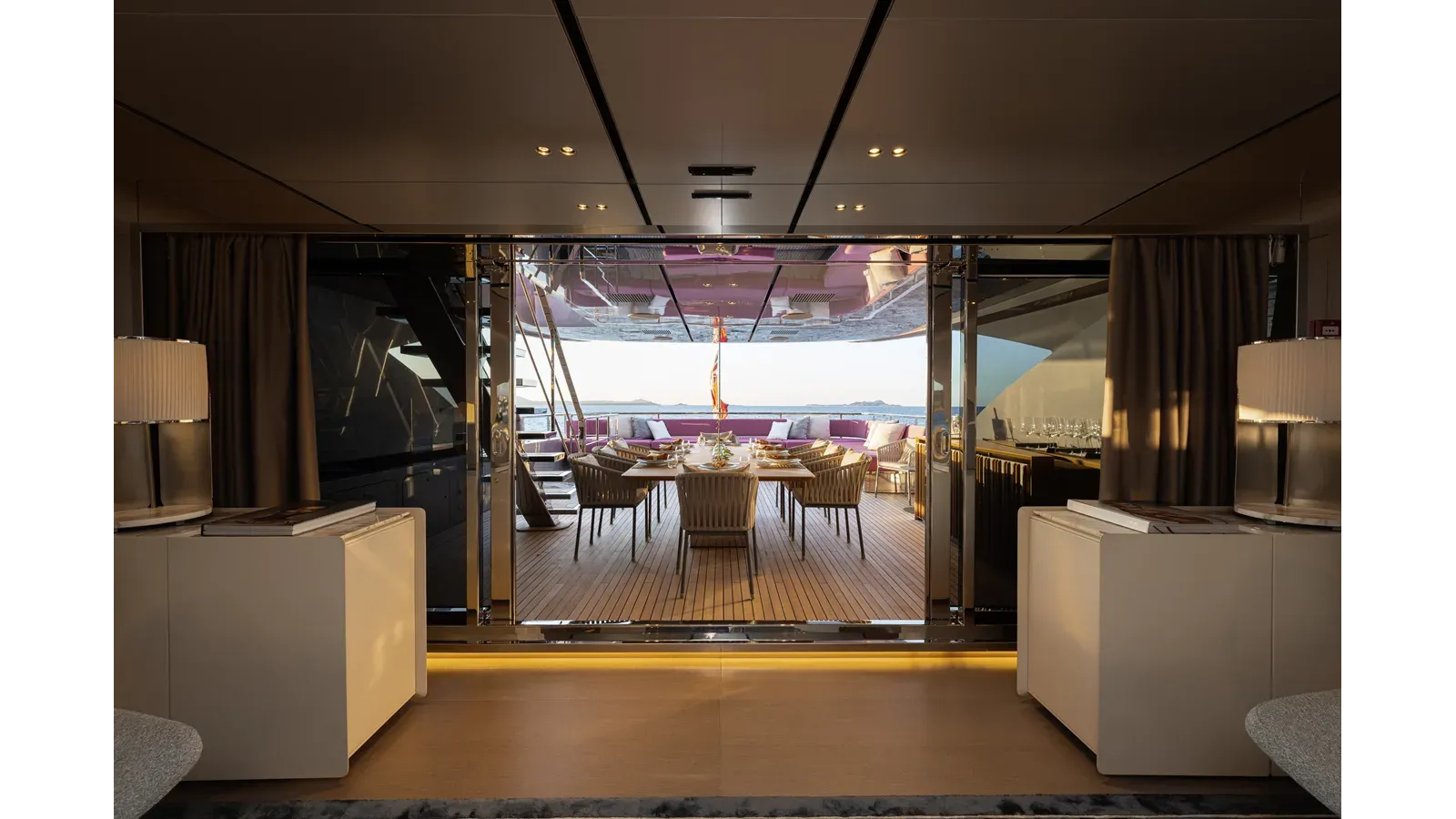 best yacht sales deals FLYING DAGGER III 2018