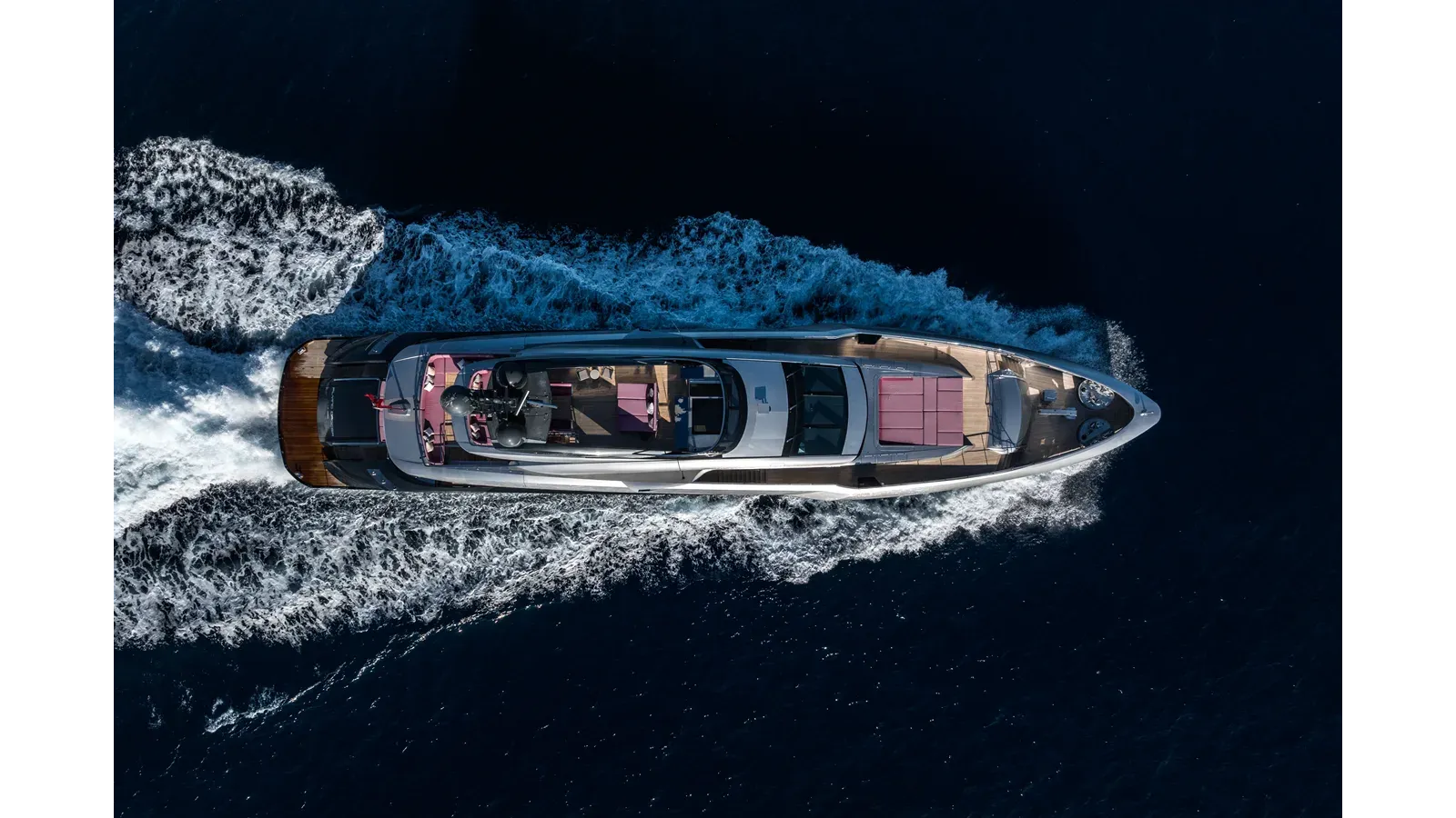 Buy a FLYING DAGGER III 163 at Shestakov Yacht Sales