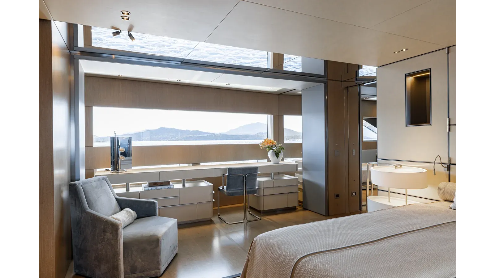 FLYING DAGGER III Custom yacht sale