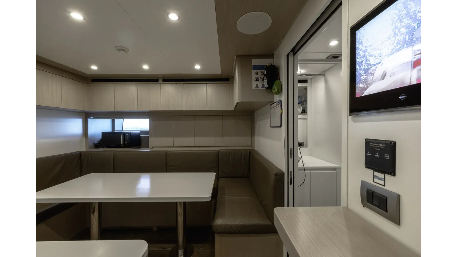 Buy a yacht FLYING DAGGER III