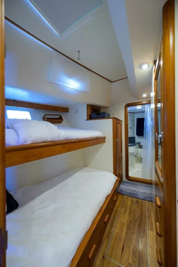SEA BOLD Enclosed Raised Pilothouse yacht sale