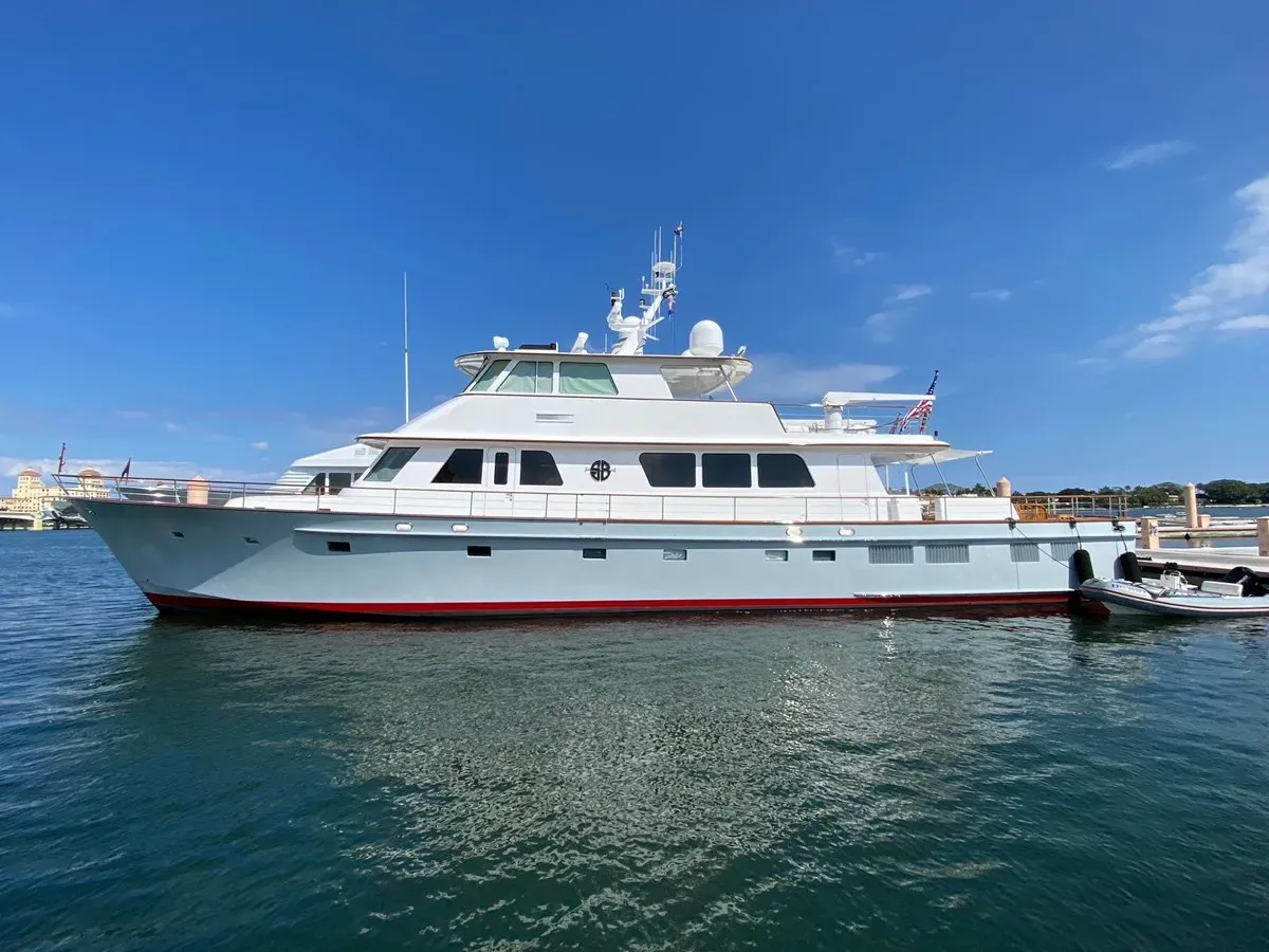 the best price on SEA BOLD