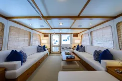 Buy a yacht SEA BOLD Enclosed Raised Pilothouse