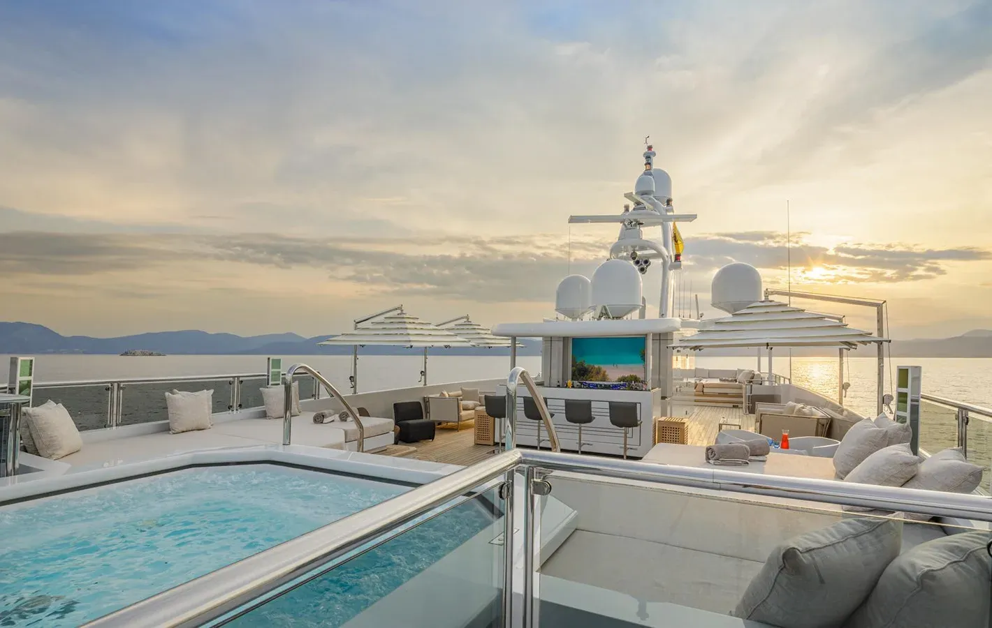 Buy a LADY VERA 242 at Shestakov Yacht Sales