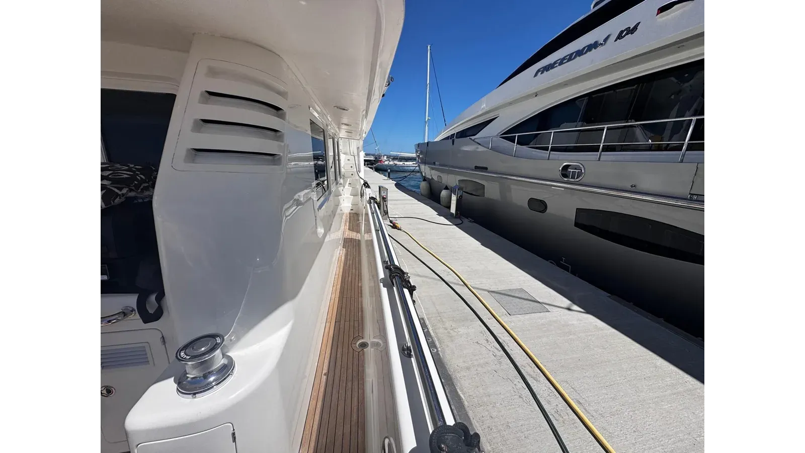 Buy a yacht Spirit of Ulysses 76