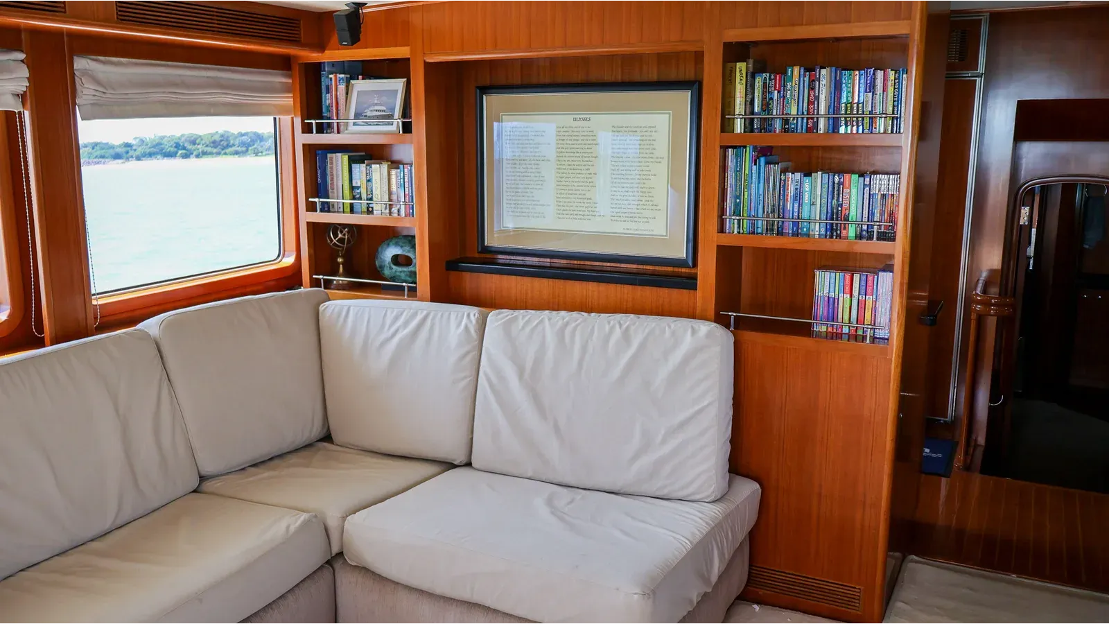 the best price on Spirit of Ulysses 76