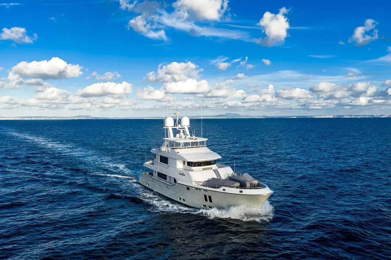 the best price on MY VIVIERAE II