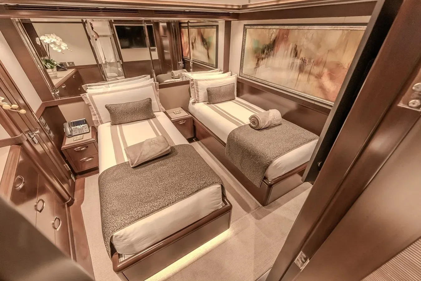 Buy a yacht MY VIVIERAE II 96