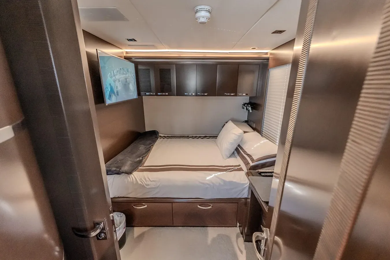 the best price on MY VIVIERAE II 2017