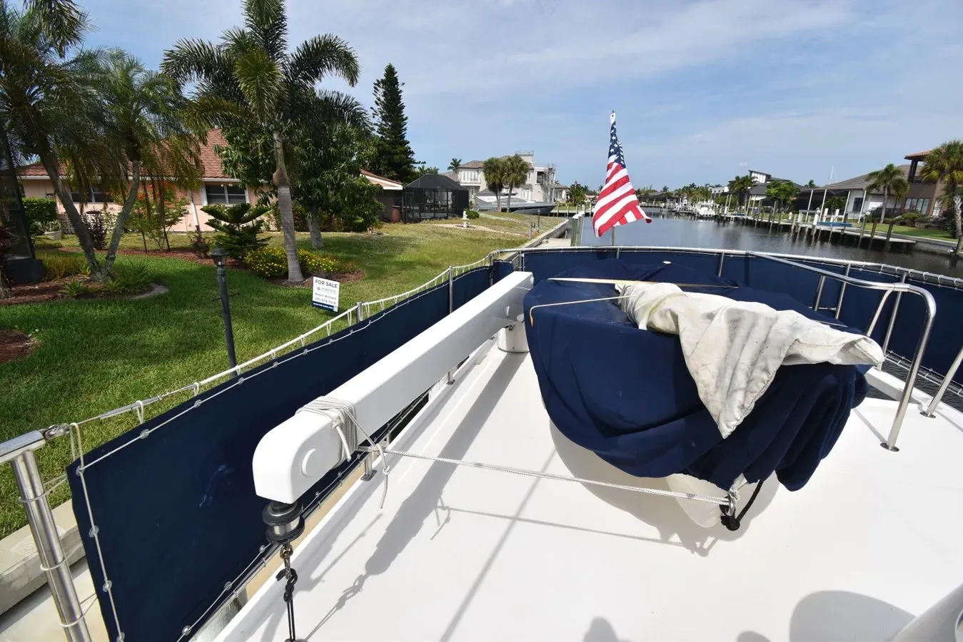 Buy a yacht Saga 37