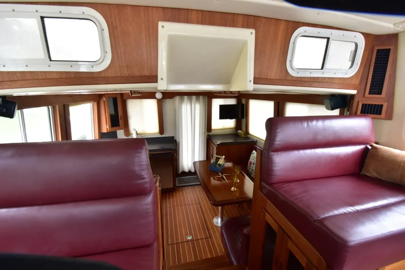 best yacht sales deals Saga 37