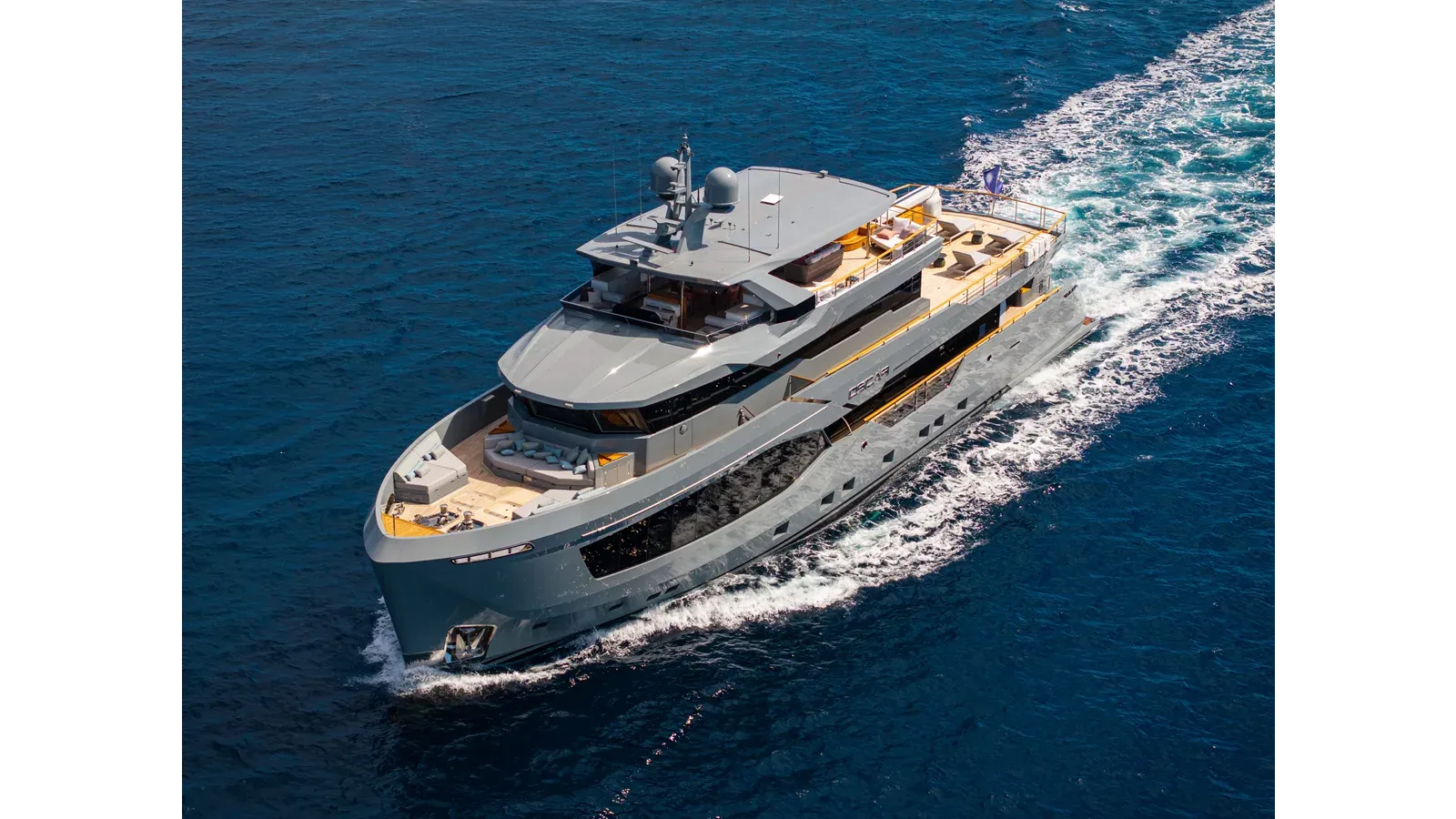Buy a OSCAR 37XP at Shestakov Yacht Sales