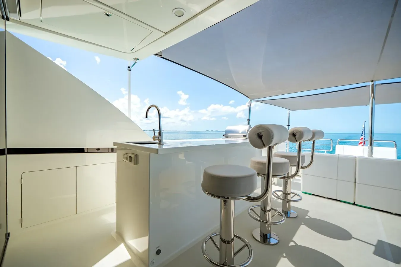 best yacht sales deals Wiggle Room 100 MY