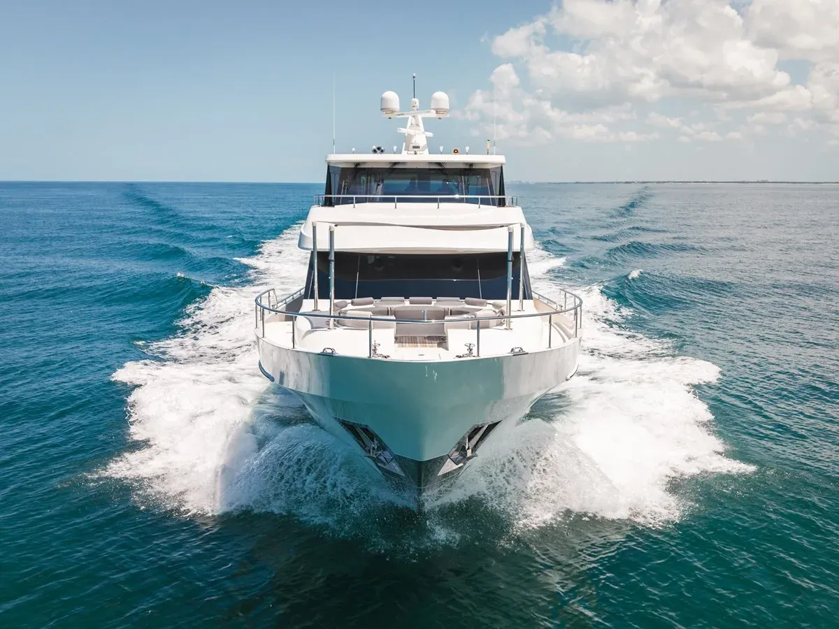 Wiggle Room 100 yacht sale