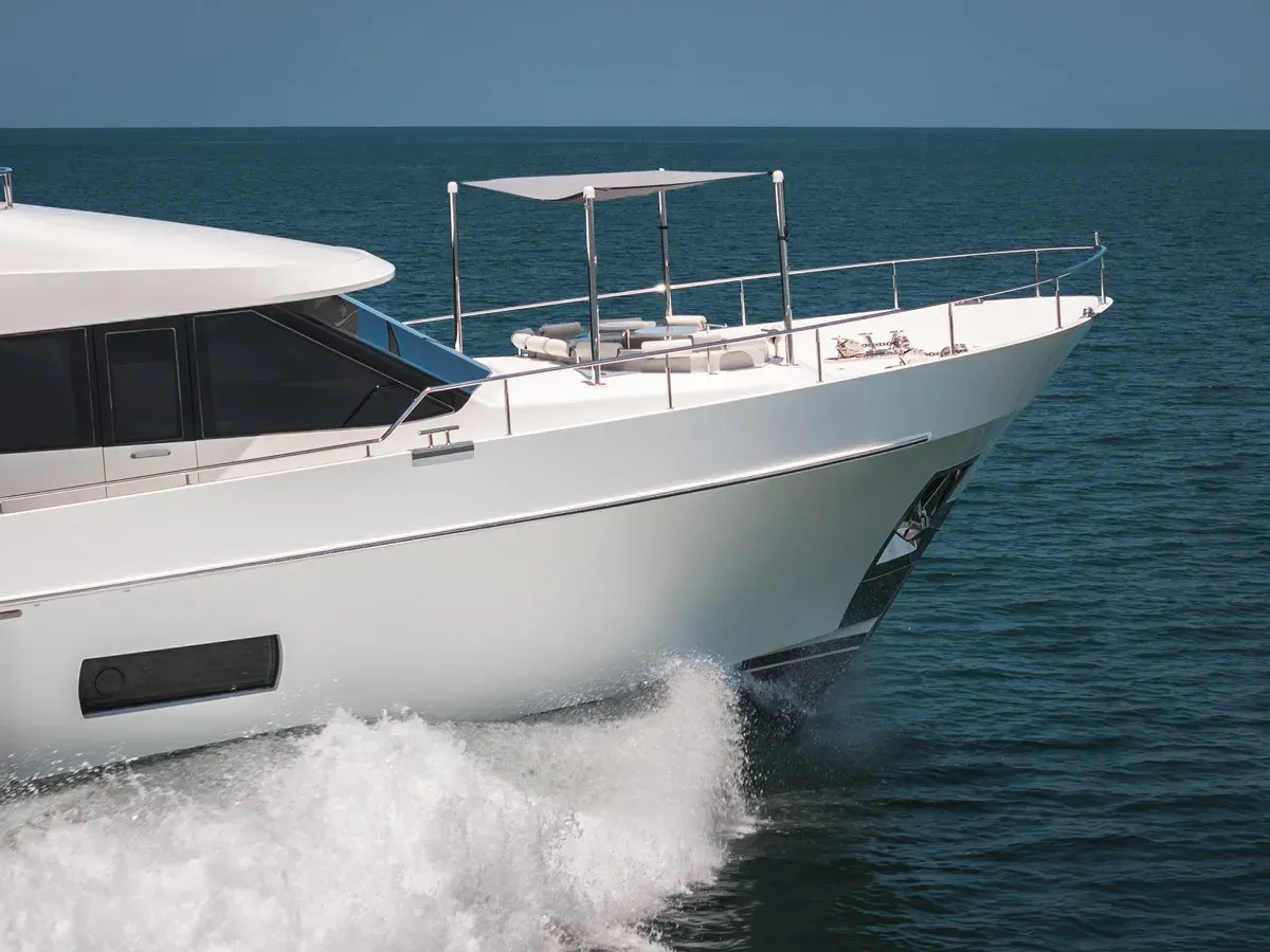 Buy a yacht Wiggle Room