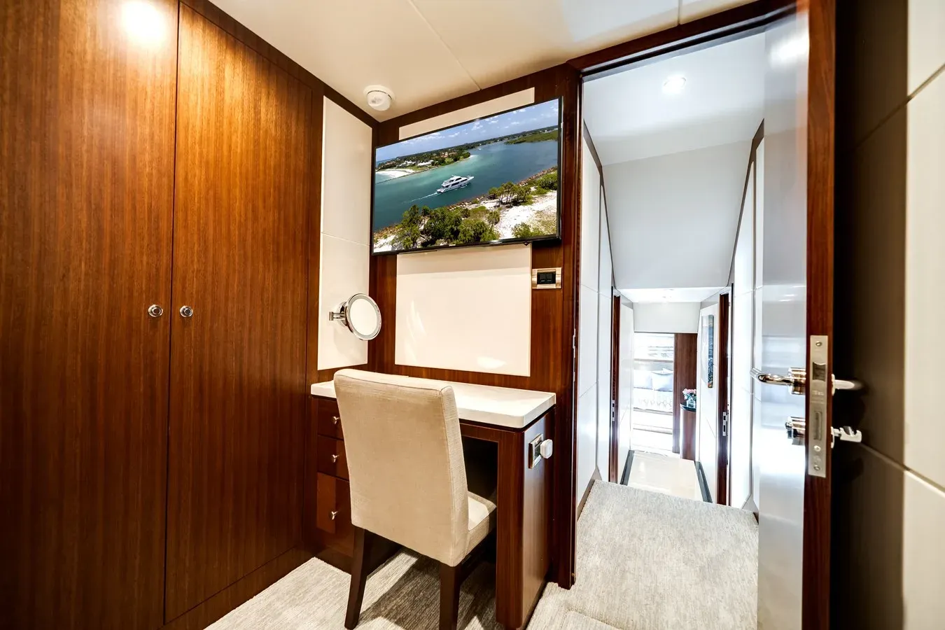 the best price on Wiggle Room - Ocean Alexander