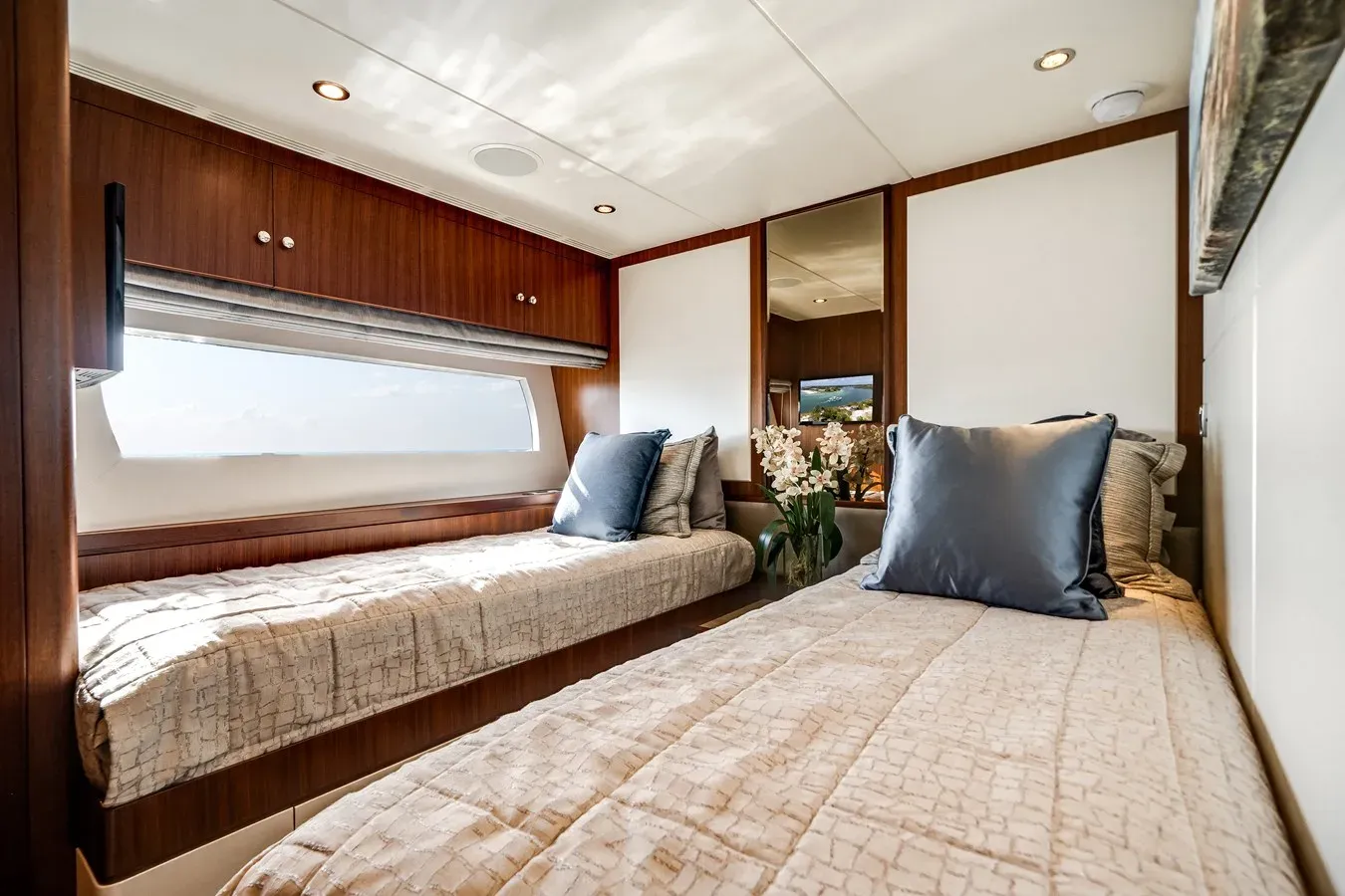 Wiggle Room 100 MY yacht sale