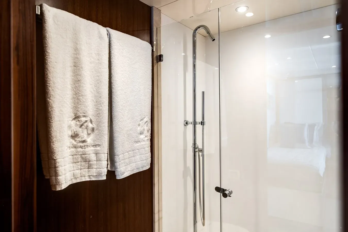 Buy a Wiggle Room 100 at Shestakov Yacht Sales
