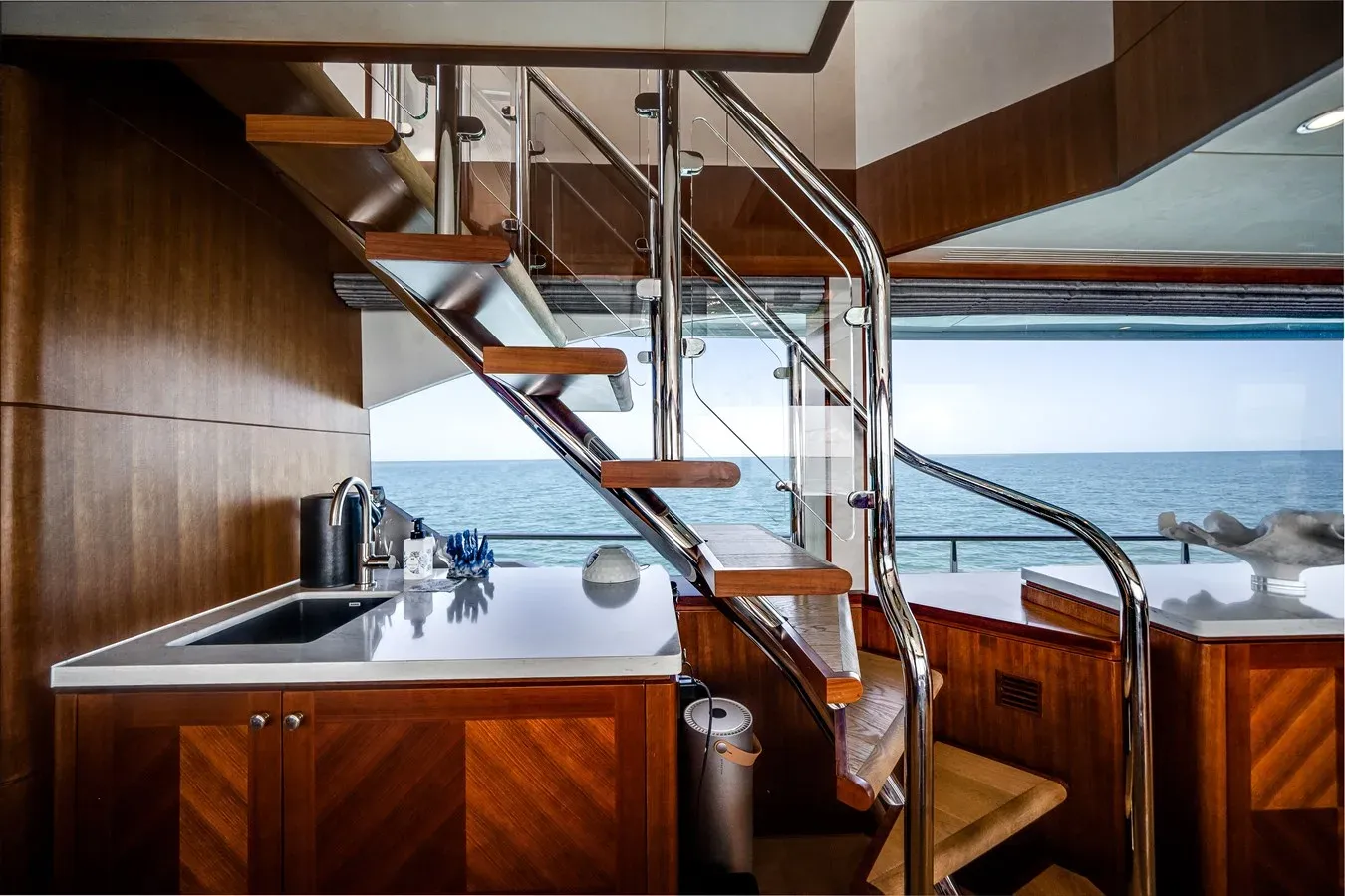 best yacht sales deals Wiggle Room - Ocean Alexander