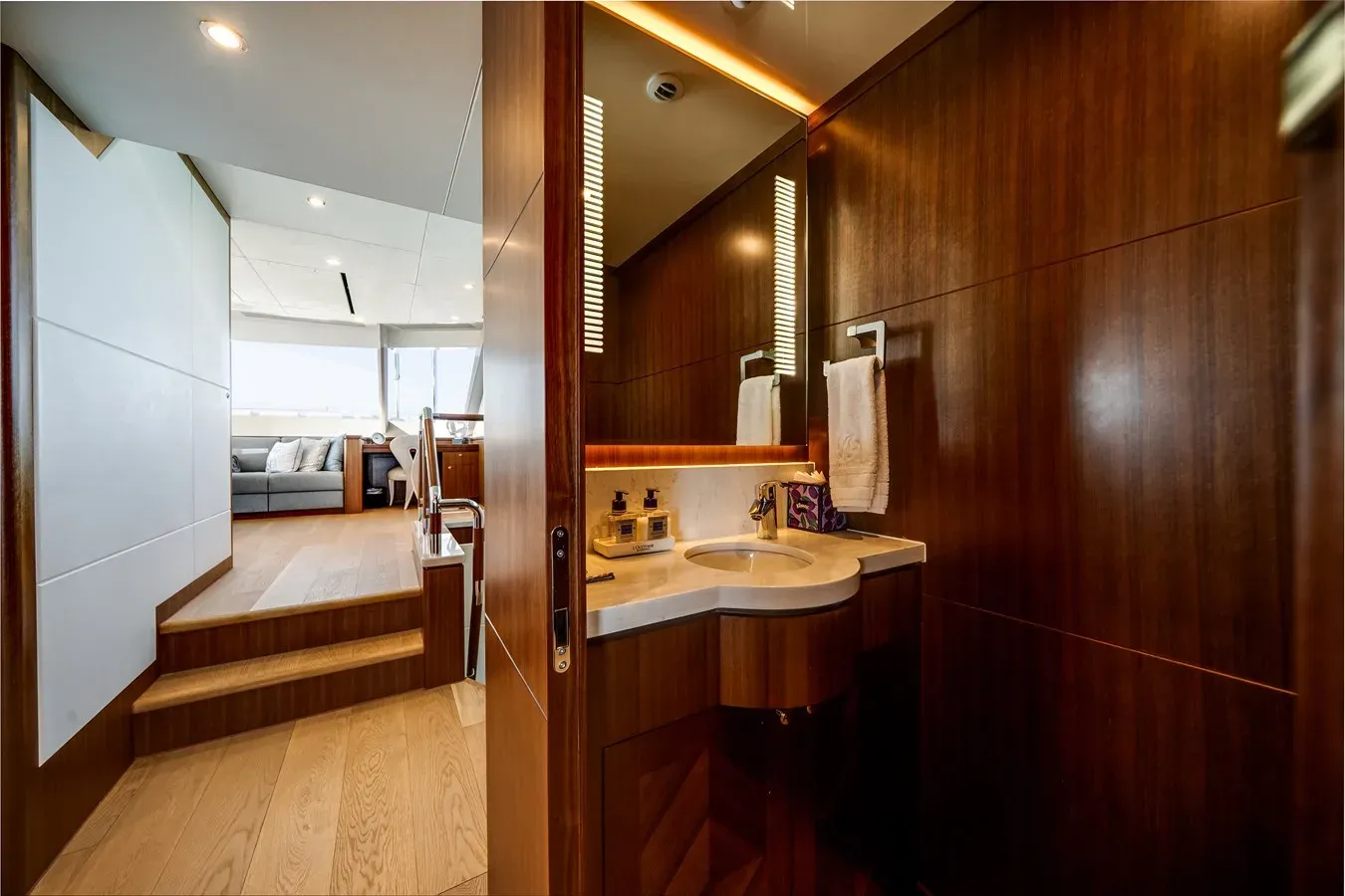 Buy a Wiggle Room at Shestakov Yacht Sales