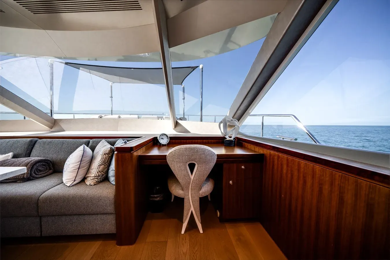 Buy a Wiggle Room 100 at Shestakov Yacht Sales