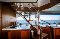 best yacht sales deals Wiggle Room - Ocean Alexander