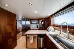 best yacht sales deals Wiggle Room - Ocean Alexander