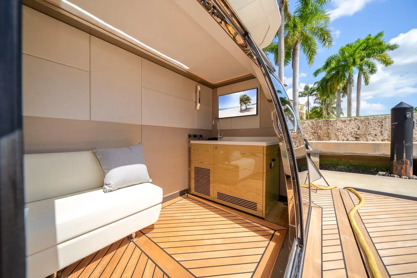 the best price on STILL WATERS 88