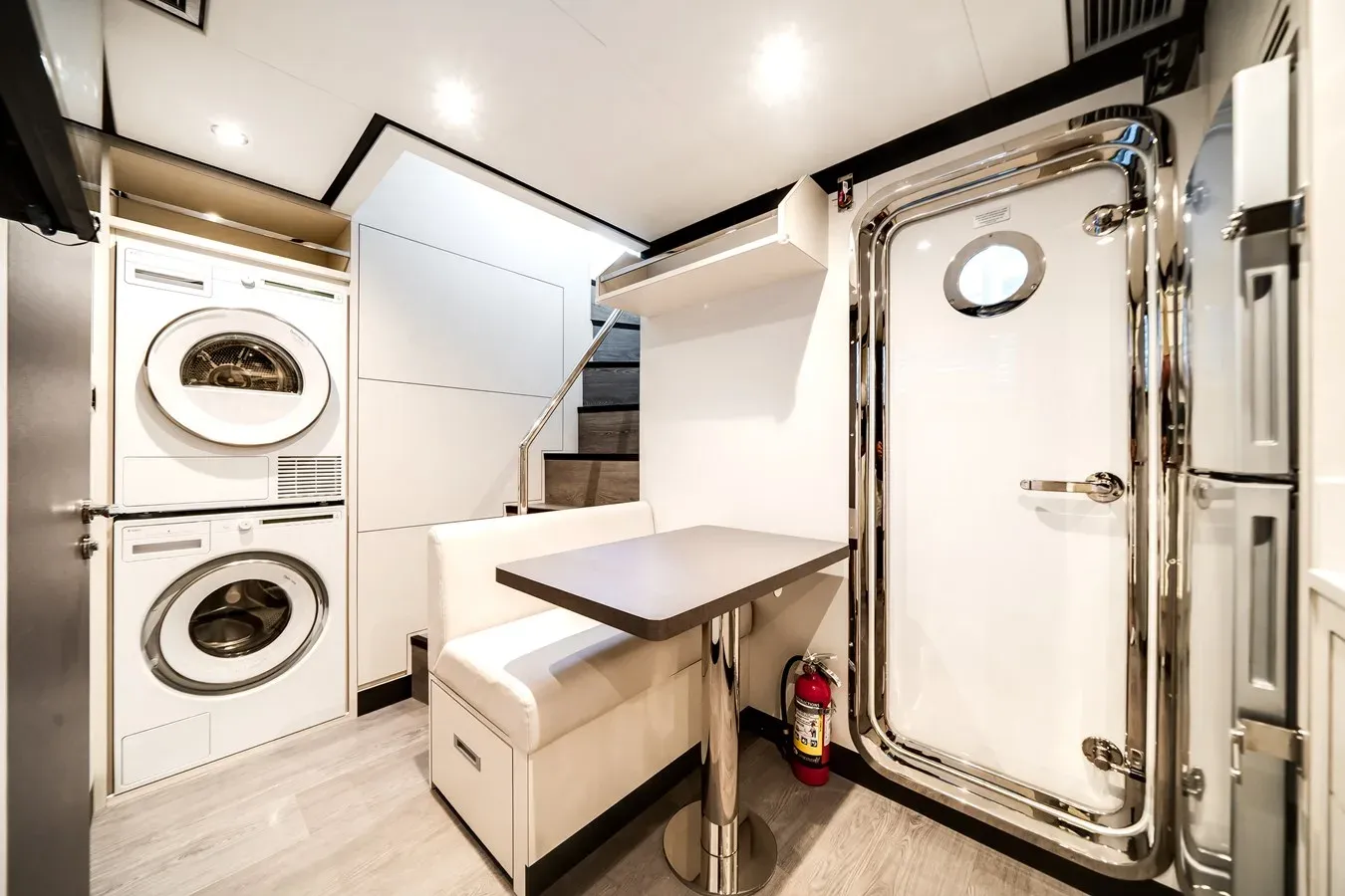 the best price on STILL WATERS 27R