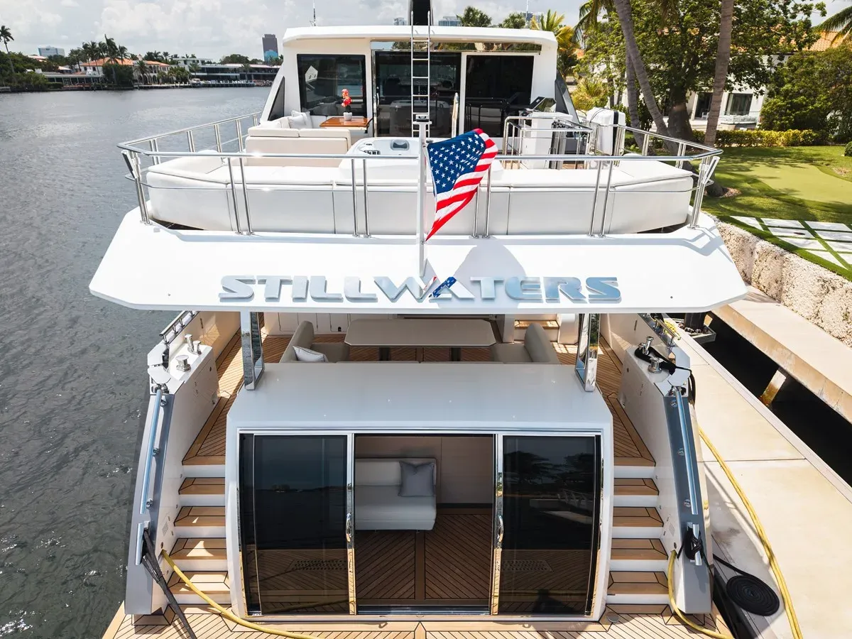 the best price on STILL WATERS 88