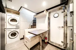the best price on STILL WATERS 27R