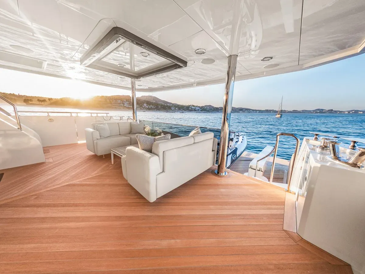 LONE STAR 2024 yacht sale