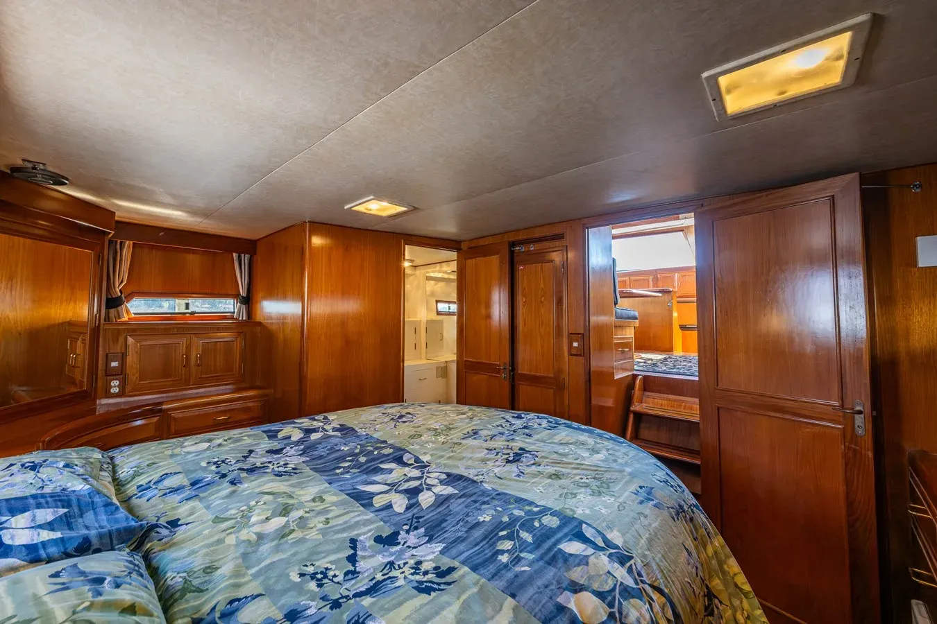Sheridan Eagle - Ocean Alexander yacht sale