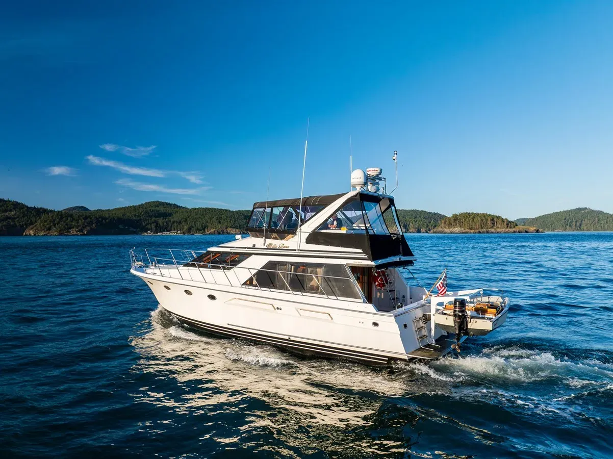 Buy a yacht Bella Luna 48 Sedan