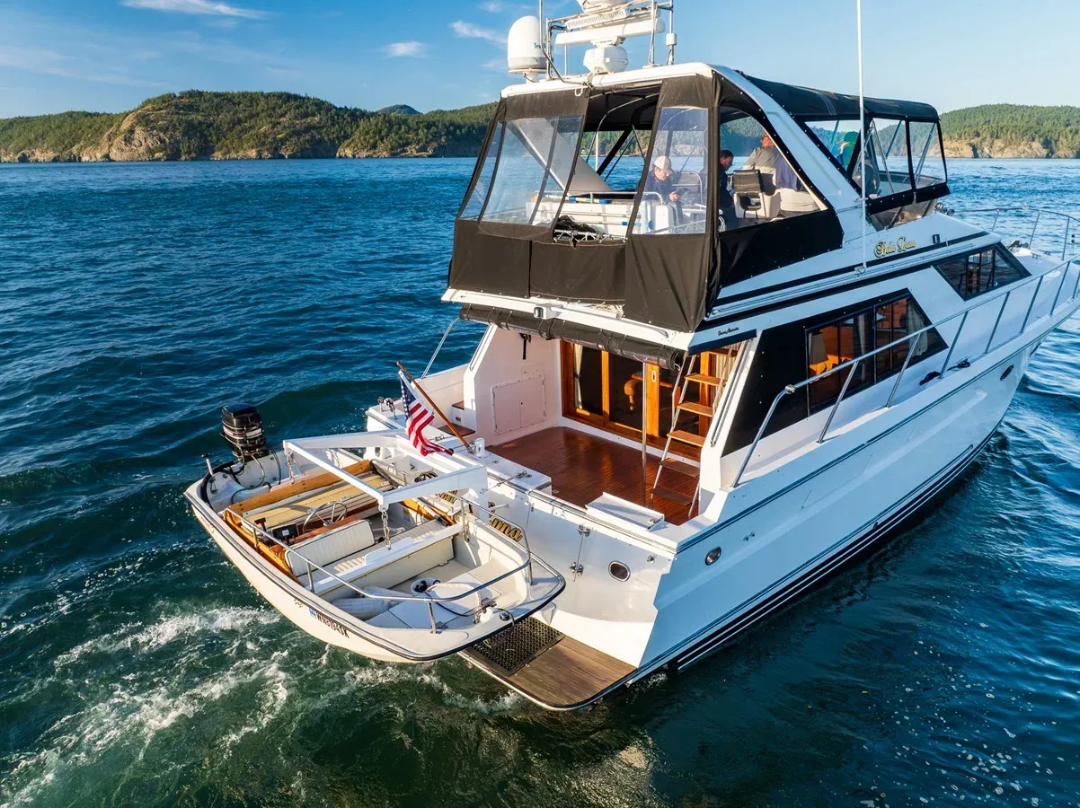 Buy a Bella Luna 48 Sedan at Shestakov Yacht Sales