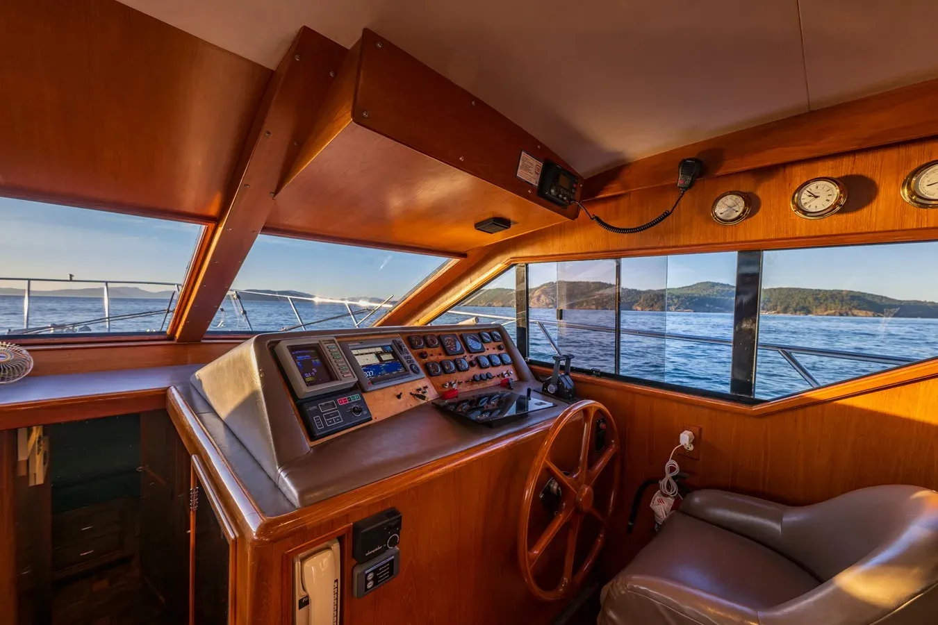 Buy a yacht Bella Luna - Ocean Alexander
