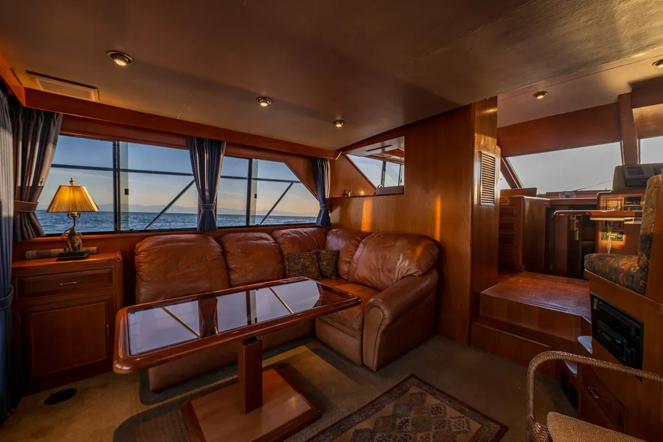 Buy a Bella Luna - Ocean Alexander at Shestakov Yacht Sales